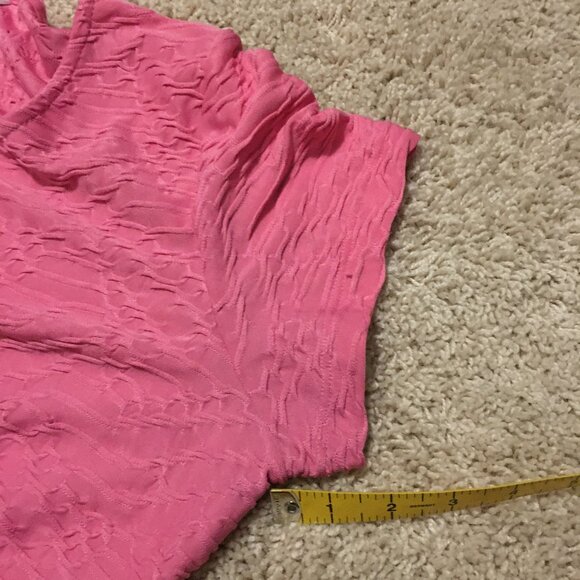 90s Bubblegum Pink Fabric Weave Short Tee - Picture 16 of 16